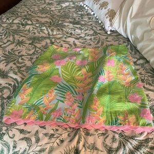 Classic White label Lilly skirt. Great print